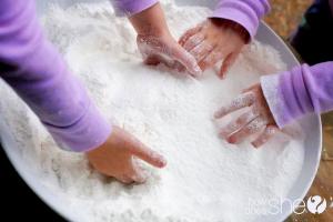 Fiesta de cumpleaños de FROZEN, EL REINO DEL HIELO nieve casera