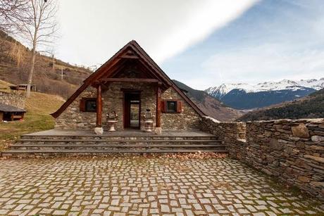 Casa Rustica de Piedra en los Pirineos