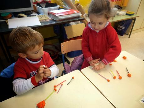 CONSTRUIMOS CON PLASTILINA CONSTRUIMOS CON PLASTILINA