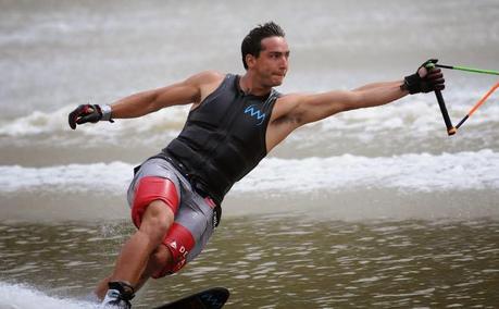 DOS RÉCORD NACIONALES DE ESQUÍ NÁUTICO EN DAMAS DOS RÉCORD NACIONALES DE ESQUÍ NÁUTICO EN DAMAS