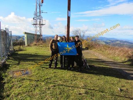 Ascensión al pico Gorfolí (585 m.) y visita a la cascada de Friera Ascensión al pico Gorfolí (585 m.) y visita a la cascada de Friera