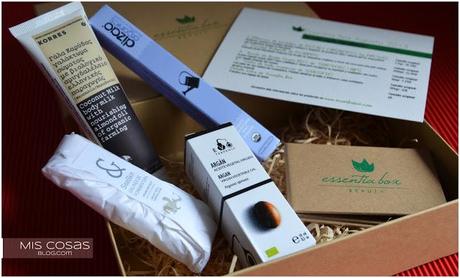 Essentia Box · Agosto Essentia Box · Agosto