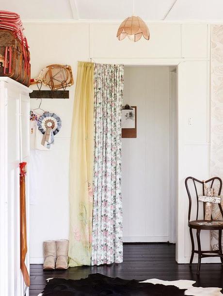 LO ANTICUADO VUELVE AL PRESENTE LO ANTICUADO VUELVE AL PRESENTE