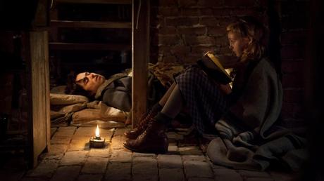 Ladrona de libros (The Book Thief) Ladrona de libros (The Book Thief)