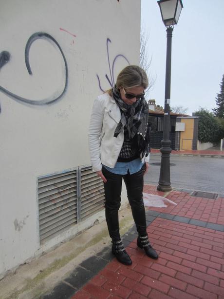 LOOK298-22.1.20148:15STYLING CASUAL.¡¡Hola amigas!!¿Qué t... LOOK298-22.1.20148:15STYLING CASUAL.¡¡Hola amigas!!¿Qué t...