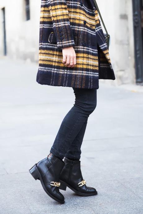 AHORA LAS CADENAS SE LLEVAN EN LAS BOTAS!!.- AHORA LAS CADENAS SE LLEVAN EN LAS BOTAS!!.-