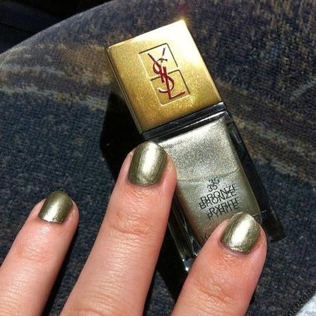 Más Navidad, pero de YSL. Más Navidad, pero de YSL.