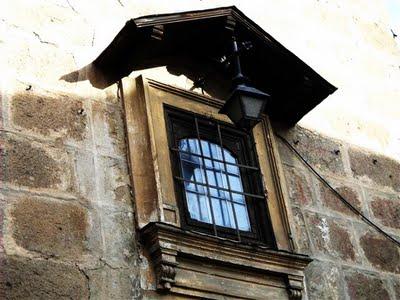 Toledo: la Enigmática Virgen del Tiro