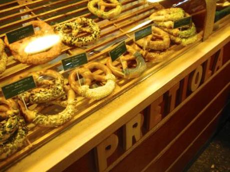 Pretiola, tradición, el Born, sabores con encanto!!! Un pretzel , receta tradicional para un paseo por las calles de Barcelona!!!