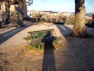 Caminando junto a mi larga sombra, sin apuros, un atardecer invernal - enero 2014