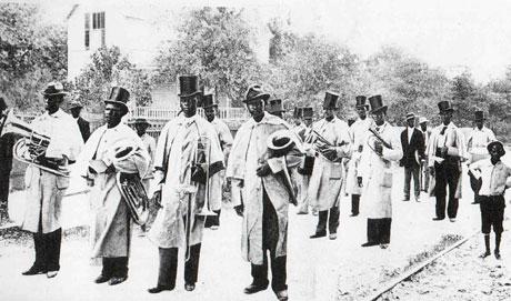 La Odisea 13. Marching Bands, Buddy Bolden y primeras grabaciones de jazz La Odisea 13. Marching Bands, Buddy Bolden y primeras grabaciones de jazz