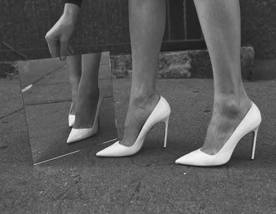 LOCURA POR LOS TACONES ... LOCURA POR LOS TACONES ...