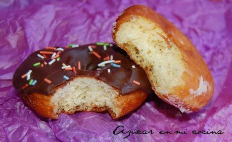 Donuts, Asalto homenaje a Carolina de Bocadillo Suculento