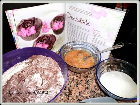 CUPCAKES HIPERCALORICOS. CUPCAKES HIPERCALORICOS.