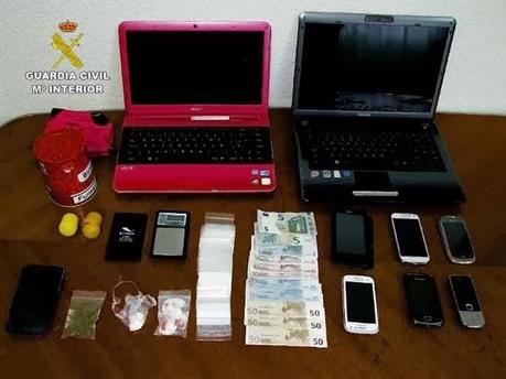 La Guardia Civil de Puertollano y Almadén desmantela un punto de venta de droga que usaba el método de la “telecoca”