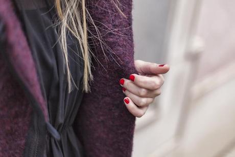 street style barbara crespo burgundy coat the corner shop zara boots fashion blogger outfit street style barbara crespo burgundy coat the corner shop zara boots fashion blogger outfit