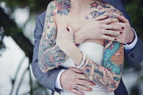 Novias con tatuajes a la vista novias con tatuajes