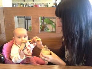 De fin de semana con la beba alimentacion-complementaria-de-viaje