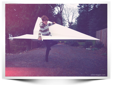 A un tuit de distancia A un tuit de distancia