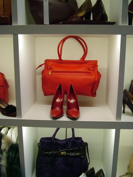 REBAJAS EN LUCIO HERREZUELO REBAJAS EN LUCIO HERREZUELO