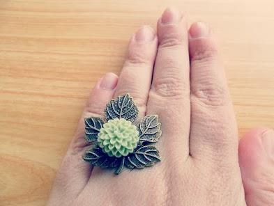 Subasta: Anillo Feville de Menthe Subasta: Anillo Feville de Menthe