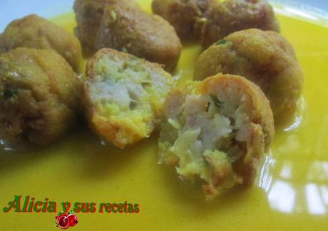ALBÓNDIGAS DE BACALAO EN SOPA ALBÓNDIGAS DE BACALAO EN SOPA