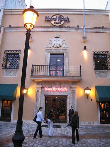 10 lugares para conocer solteros en Santo Domingo hard rock cafe santo domingo