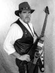 Lonnie Mack – Live! – Attack of the Killer V (Alligator Records 1989) Lonnie