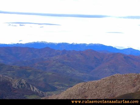 Vista del Aramo desde collada Gamonal Vista del Aramo desde collada Gamonal