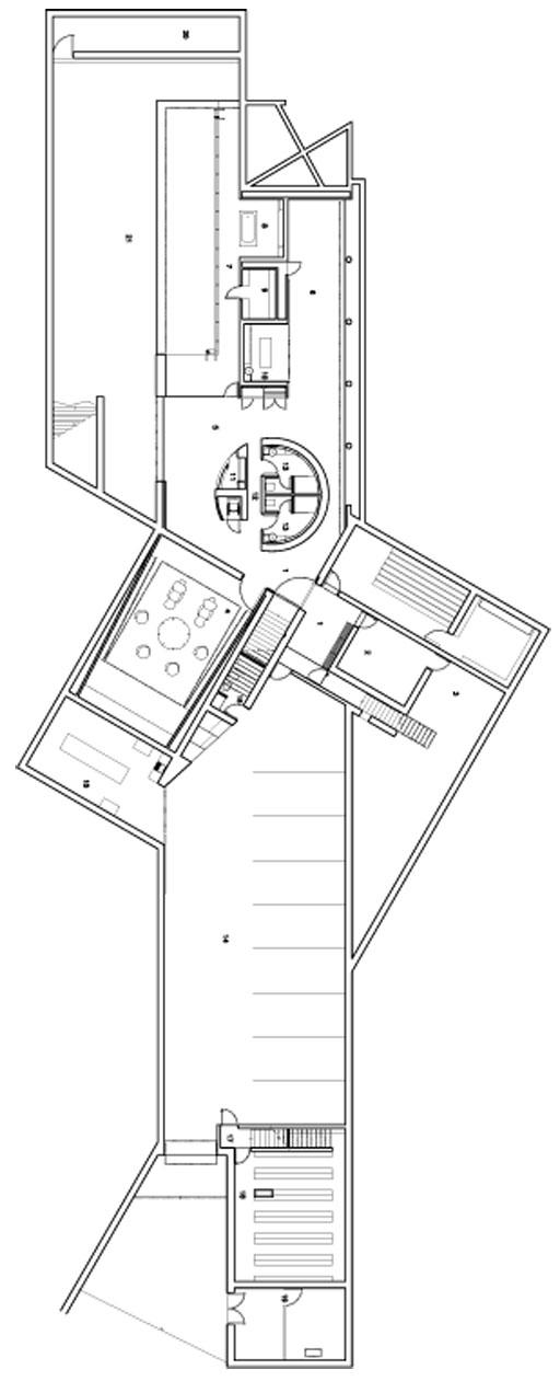Basement La primera vivienda de A-cero (interiores)