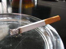 El tabaquismo aumenta el riesgo de depresión en la juventud