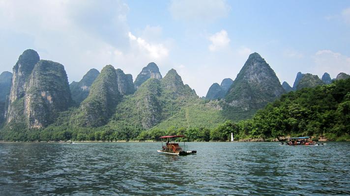 Travesía por el río Li hasta Yangshuo Travesía por el río Li hasta Yangshuo