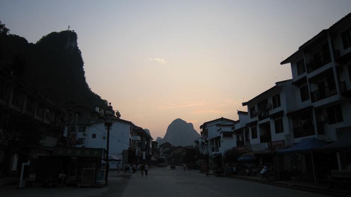 Travesía por el río Li hasta Yangshuo Travesía por el río Li hasta Yangshuo