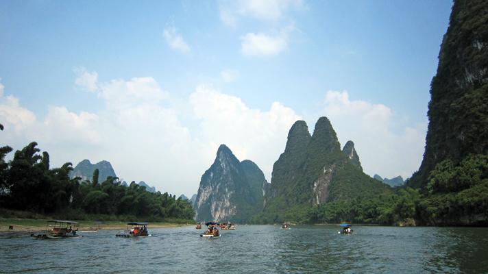 Travesía por el río Li hasta Yangshuo Travesía por el río Li hasta Yangshuo