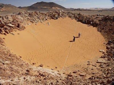 35% meteoritos penetran atmósfera no se rompen antes de chocar con la Tierra