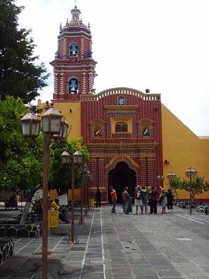 Delicias Artesanales: 3 Ejemplos de Arquitectura Religiosa en México Delicias Artesanales: 3 Ejemplos de Arquitectura Religiosa en México