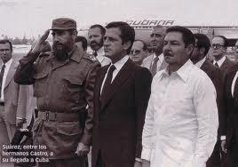 fidel y casrtro CHASCARRILLOS DE LA HISTORIA RECIENTE