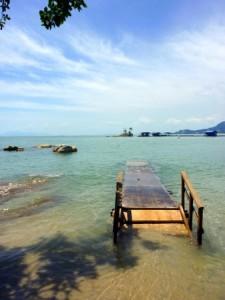 Reserva Natural de Pantai Aceh Entrevista a Jorge Sierra: La vuelta al mundo en Naranjito, un 2cv