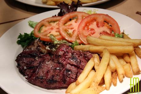 NEW YORK BURGER CASTELLANA: La hamburguesa reina (por fin) en Azca. NEW YORK BURGER CASTELLANA: La hamburguesa reina (por fin) en Azca.