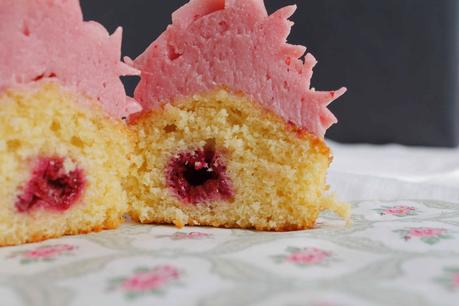 Receta Cupcakes de almendra y buttercream de merengue suizo de frambuesa