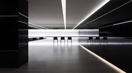 Fran Silvestre Arquitectos diseña Vegamar Selección, una inmaterial vinoteca en la valenciana calle Colón. Fran Silvestre Arquitectos diseña Vegamar Selección, una inmaterial vinoteca en la valenciana calle Colón.