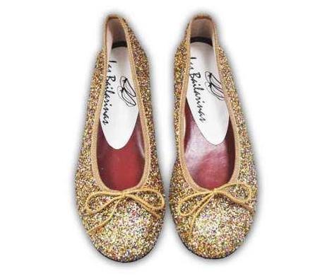 Bailarinas de brillantina (Glitter) con reminiscencias de los mágicos zapatos de Dorita
