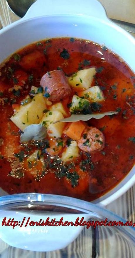 Mi guisillo de patatas con chorizo y jamón! Mi guisillo de patatas con chorizo y jamón!