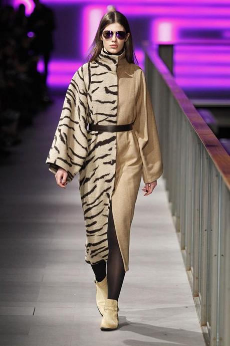 ilovepitita.com Custo Barcelona 080bcn ilovepitita 682x1024 080 Barcelona Fashion Otoño Invierno 2014 15
