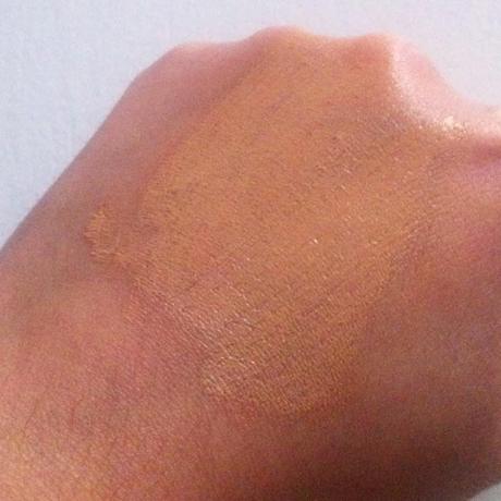 Naturally matt foundation de Collection 2000 Naturally matt foundation de Collection 2000