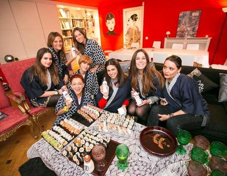 Aussie Miracle Recharge, acondicionador sin aclarado Evento de Aussie & Sushi