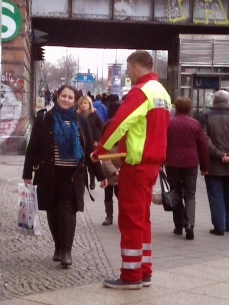Un minuto para una ambulancia para un bebé Un minuto para una ambulancia para un bebé
