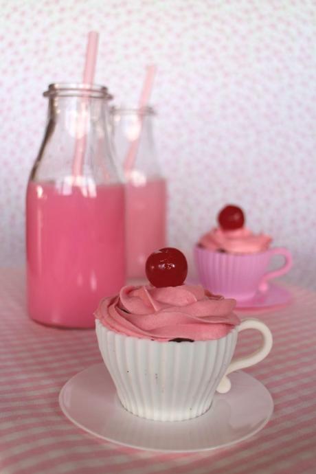 Cupcakes de chocolate en taza Cupcakes de chocolate en taza