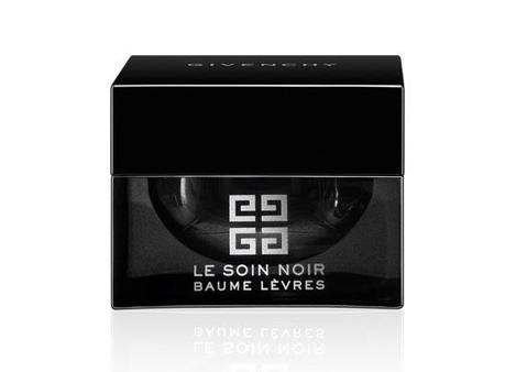 Hidrata tus labios con Le Soin Noir de Givenchy Le Soin Noir Gommage lèvres