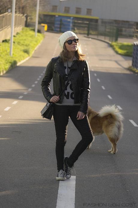 Outfit Low Cost: White Beanie Outfit Low Cost: White Beanie